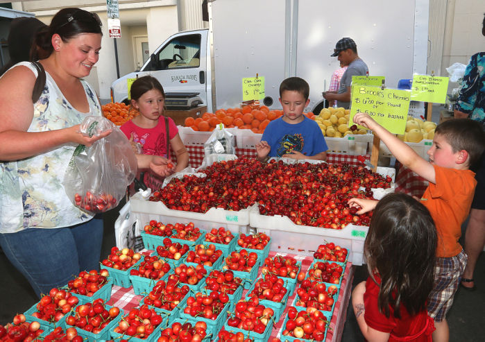 First Thursday night Market Place of 2014